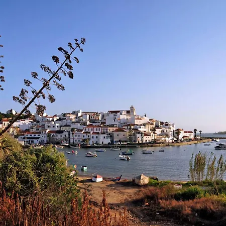 ヴィラ Tasteful 4 Bedrooms Laginhas Modern Furnishings *