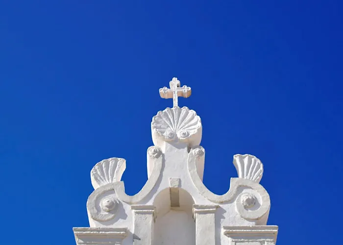 Tasteful 4 Bedrooms Laginhas Modern Furnishings Villa *